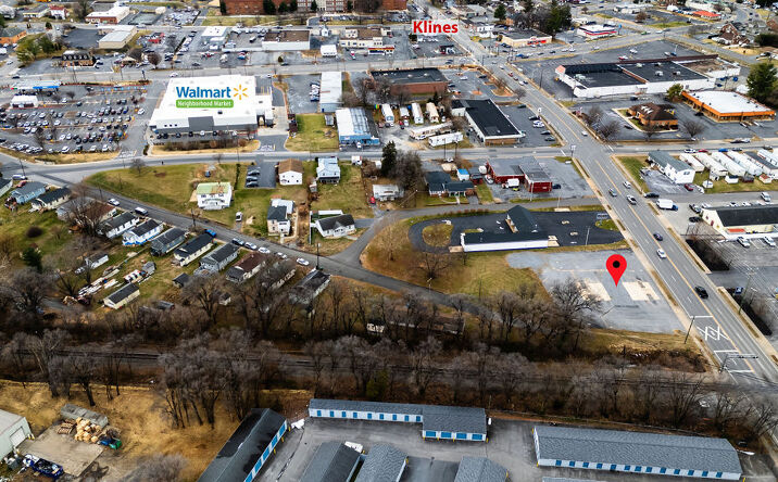 Pictures of Land property located at 420 N Poplar Ave, Waynesboro, VA 22980 for sales - image #1
