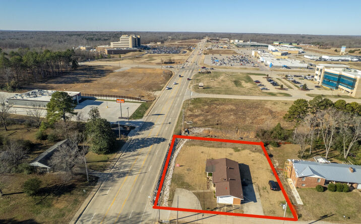 Pictures of Special Purpose property located at 2911 Oak Grove Road, Poplar Bluff, MO 63901 for sales - image #1