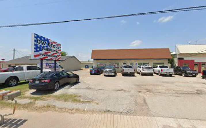 Pictures of Office property located at 1424 S. Third St, Mabank, TX 75147 for sales - image #1