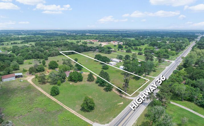 Pictures of Land property located at 1572 Texas 36, Caldwell, TX 77836 for sales - image #1