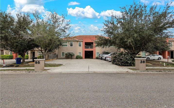 Pictures of Multifamily property located at 3004 L Street, McAllen, TX 78503 for sales - image #1