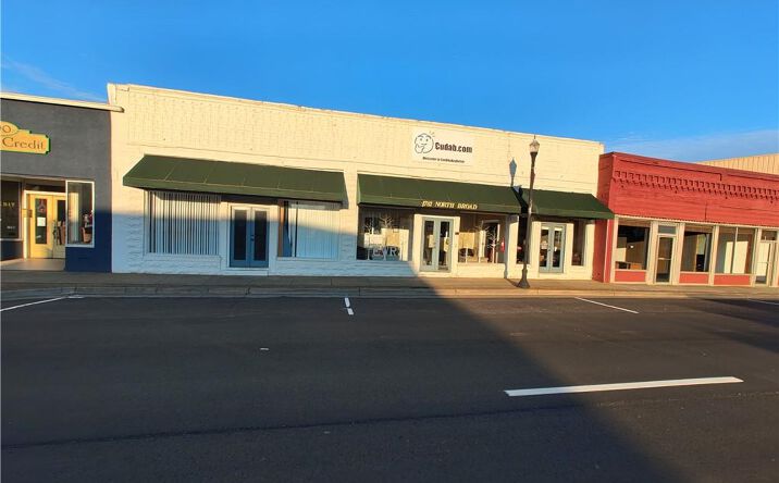 Pictures of Retail, Office property located at 1782 N Broad Street, Commerce, GA 30529 for sales - image #1