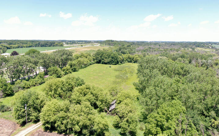 Pictures of Land property located at 1001 Girard St, Watertown, WI 53098 for sales - image #1
