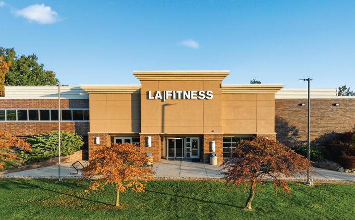 Pictures of Retail property located at 4701 Lincoln Mall Dr, Matteson, IL 60443 for sales - image #1