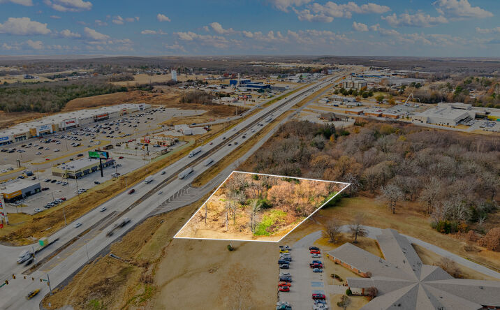 Pictures of Hospitality, Land, Multifamily, Retail, Special Purpose property located at 1075 S George Nigh Expy, McAlester, OK 74501 for sales - image #1