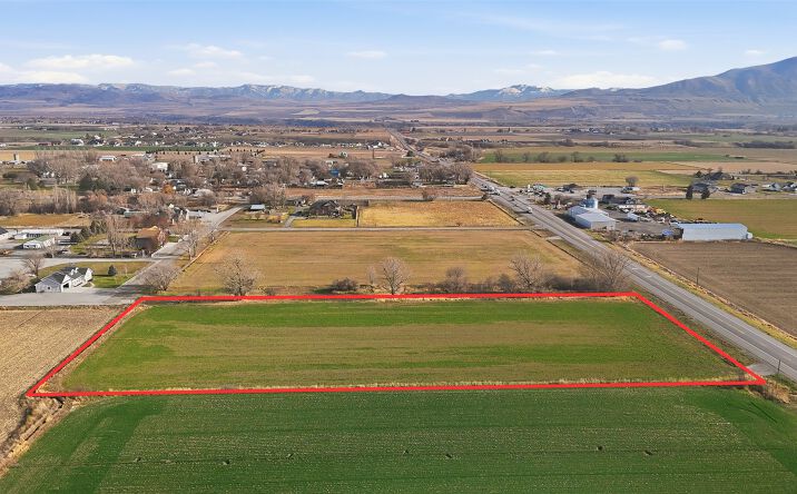 Pictures of Land property located at 5601 W 15200 N, Garland, UT 84312 for sales - image #1