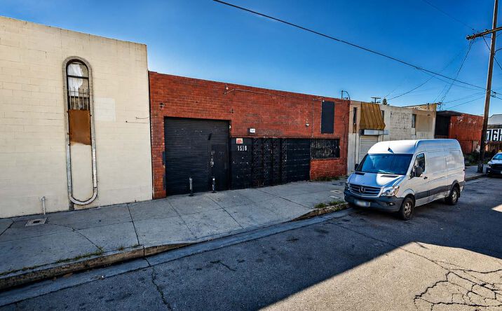 Pictures of Office, Industrial property located at 1518 E 15th Street, Los Angeles, CA 90021 for sales - image #1