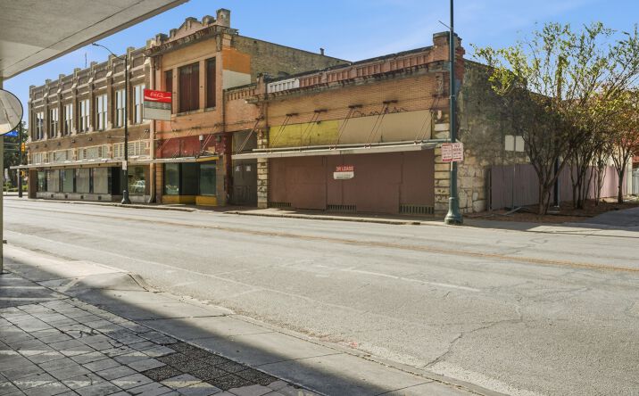 Pictures of Mixed Use, Retail property located at 113 N Flores St, San Antonio, TX 78205 for sales - image #1
