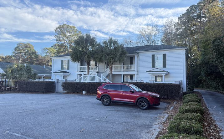 Pictures of Multifamily property located at 913 Prestwood Dr, Hartsville, SC 29550 for sales - image #1