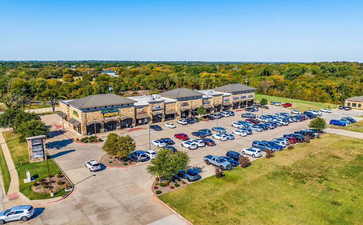 Pictures of Retail property located at 4130 S Bowen Rd, Arlington, TX 76016 for sales - image #1