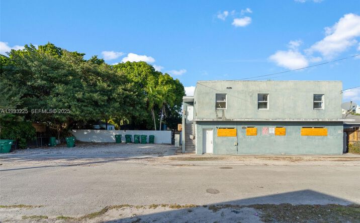 Pictures of Multifamily property located at 1337 NW 77th St, Miami, FL 33147 for sales - image #1