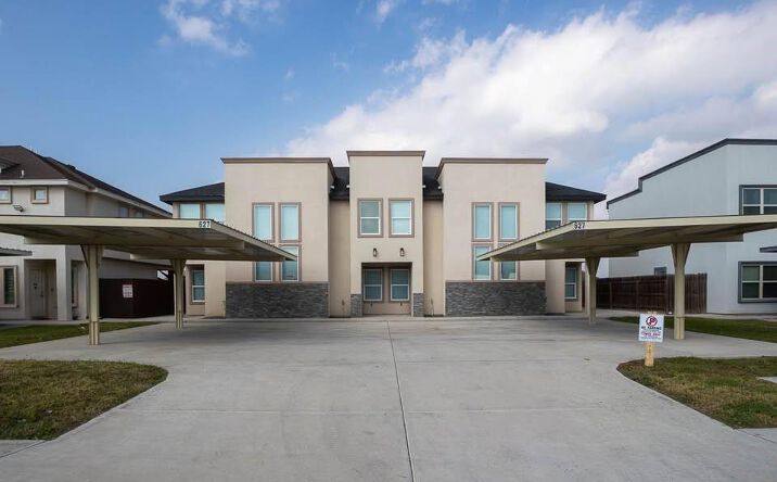 Pictures of Multifamily property located at 627 E Danielle Avenue, Pharr, TX 78577 for sales - image #1