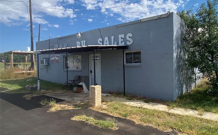 Pictures of Special Purpose property located at 801 W State Hwy 6 Highway, Eldorado, OK 73521 for sales - image #1