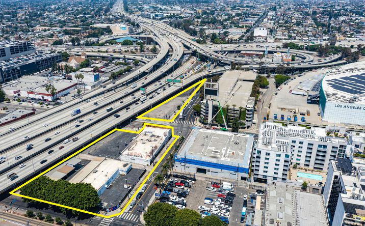 Pictures of Retail property located at 1600 S Figueroa St, Los Angeles, CA 90015 for sales - image #1