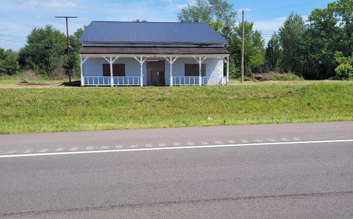 Pictures of Mixed Use property located at 2816 Highway 43 S, Leoma, TN 38468 for sales - image #1