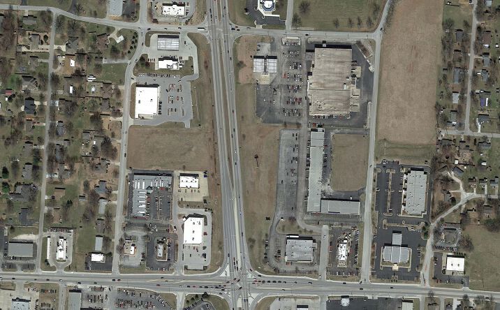 Pictures of Land property located at 310 N Old Wilderness Rd, Nixa, MO 65714 for sales - image #1