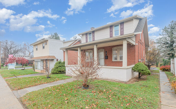 Pictures of Office property located at 141 S 32nd St, Camp Hill, PA 17011 for sales - image #1