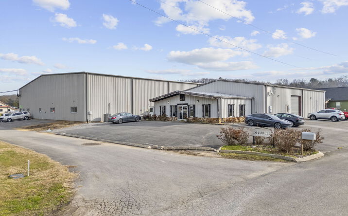 Pictures of Industrial, Mixed Use, Office, Self Storage property located at 55 little ponderosa, Dunlap, TN 37327 for sales - image #1
