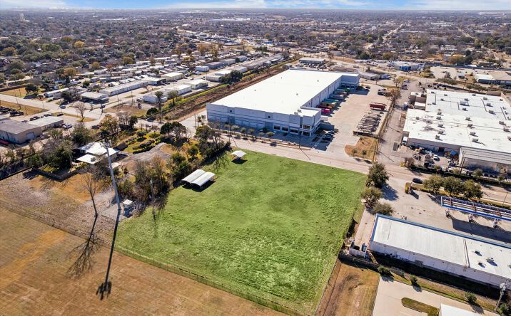 Pictures of Land property located at 4205 Pasadena Blvd, Pasadena, TX 77503 for sales - image #1