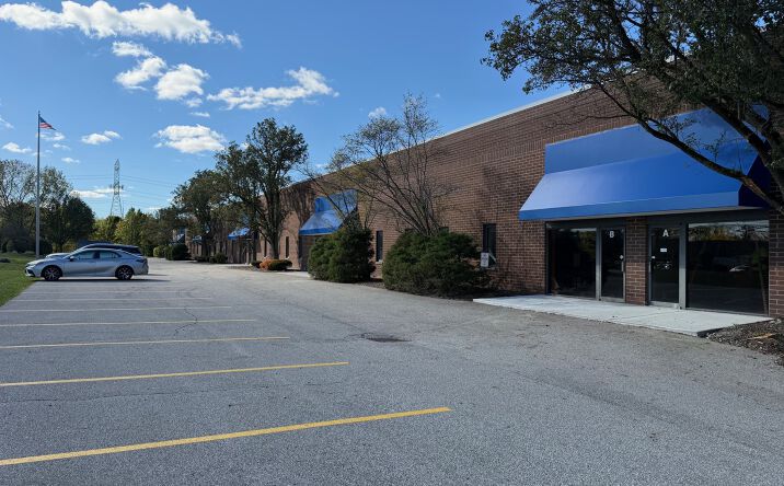Pictures of Industrial property located at 2146 Enterprise Pkwy, Twinsburg, OH 44087 for sales - image #1