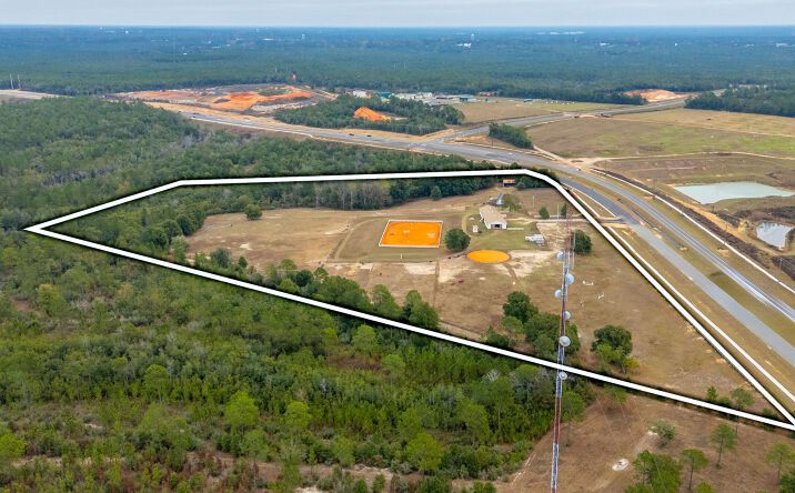 Pictures of Land, Mixed Use, Special Purpose property located at 5020 Arena Rd, Crestview, FL 32536 for sales - image #1