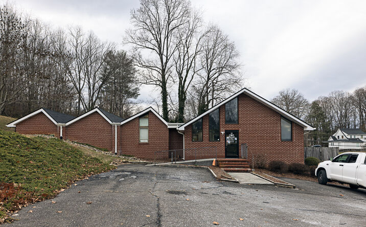 Pictures of Office property located at 553 TN-126, Bristol, TN 37620 for sales - image #1