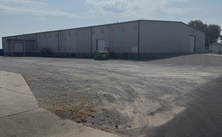 Pictures of Industrial property located at 300 Matthews Lane, Sikeston, MO 63801 for sales - image #1