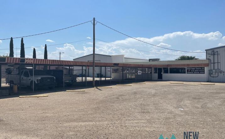Pictures of Mixed Use, Industrial, Office, Retail property located at 3221 National Parks Highway Highway, Carlsbad, NM 88220 for sales - image #1