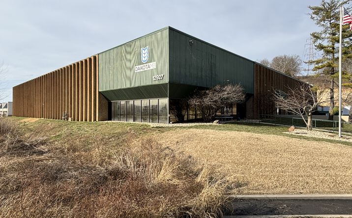 Pictures of Industrial, Office, Special Purpose property located at 12927 Gravois Rd, St. Louis, MO 63127 for sales - image #1