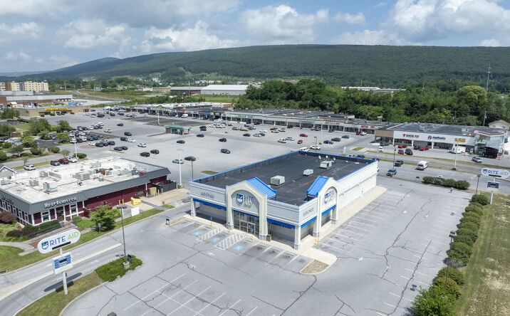 Pictures of Retail property located at 3331 Pleasant Valley Blvd, Altoona, PA 16602 for sales - image #1