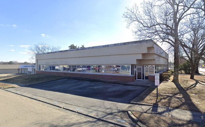 Pictures of Office property located at 1109 Burman Dr, Jacksonville, AR 72076 for sales - image #1