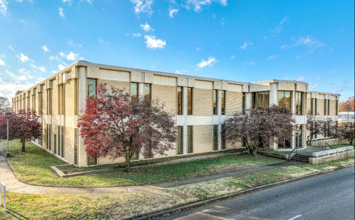 Pictures of Office property located at 2500 Turner Road, Richmond, VA 23224 for sales - image #1