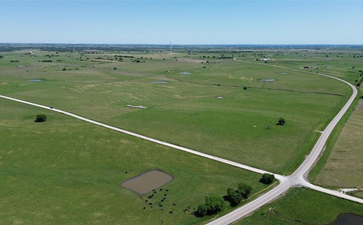 Pictures of Mixed Use property located at Co Rd 341 North, Muenster, TX 76252 for sales - image #1