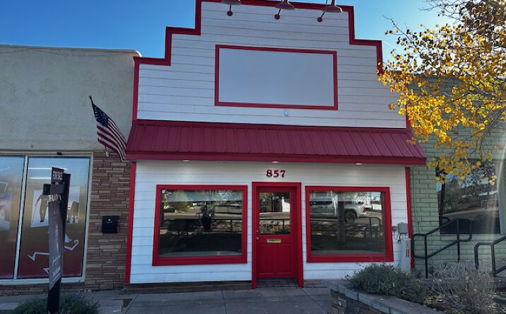 Pictures of Retail property located at 857 E Cooley St, Show Low, AZ 85901 for sales - image #1