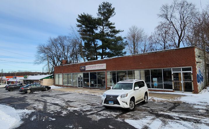 Pictures of Retail property located at 828 Wolcott St, Waterbury, CT 06705 for sales - image #1