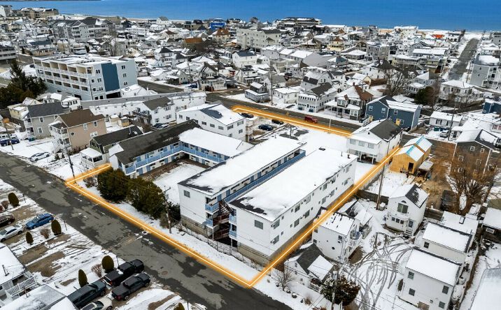 Pictures of Hospitality property located at 198 Ashworth Ave, Hampton, NH 03842 for sales - image #1