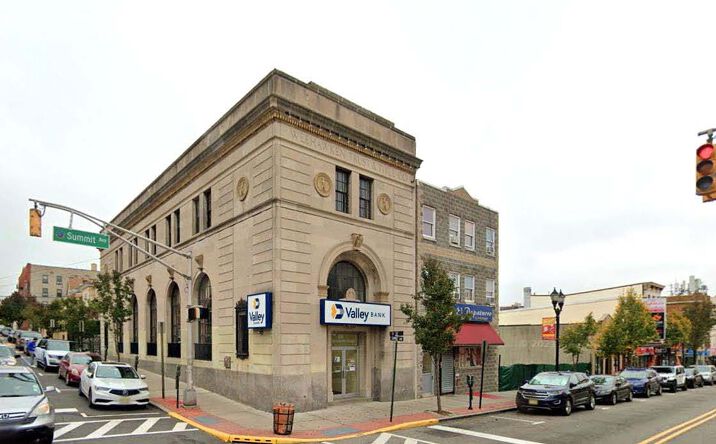 Pictures of Retail property located at 1020 Summit Ave, Union City, NJ 07087 for sales - image #1