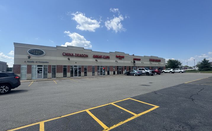 Pictures of Retail, Office, Special Purpose property located at 1507 Madison, Fort Atkinson, WI 53538 for sales - image #1