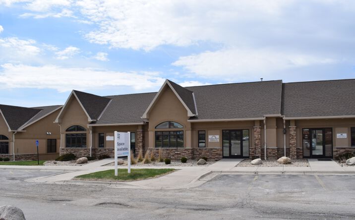 Pictures of Office property located at 3606 - 3614 N. 163rd Plaza, Omaha, NE 68116 for comps - image #1