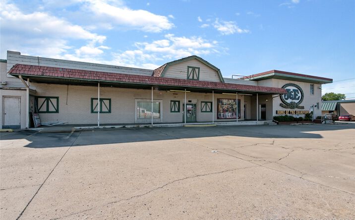 Pictures of Mixed Use property located at 1509 N Main Street, Muskogee, OK 74401 for sales - image #1