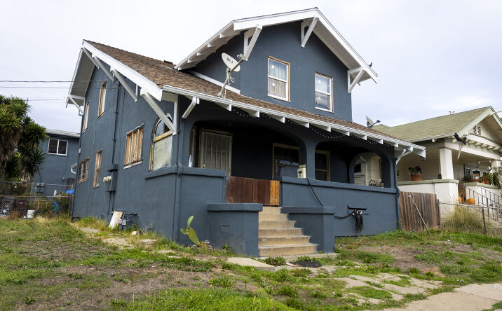 Pictures of Multifamily property located at 5400 Princeton St, Oakland, CA 94601 for sales - image #1