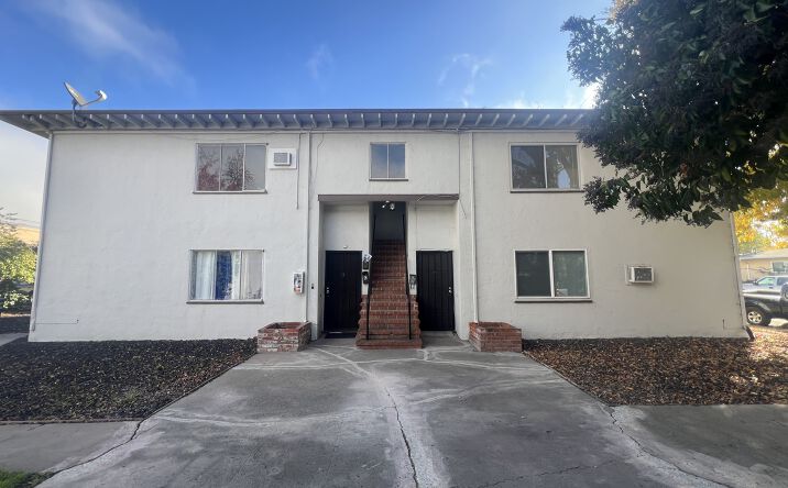 Pictures of Multifamily property located at 2766 Argyll Ave, Concord, CA 94520 for sales - image #1
