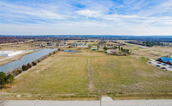 Pictures of Land property located at 1409 S Wickham Road, Sapulpa, OK 74066 for sales - image #1