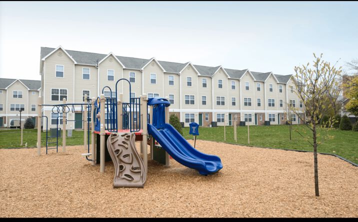 Pictures of Multifamily property located at 5130 McKinley St, Detroit, MI 48208 for sales - image #1