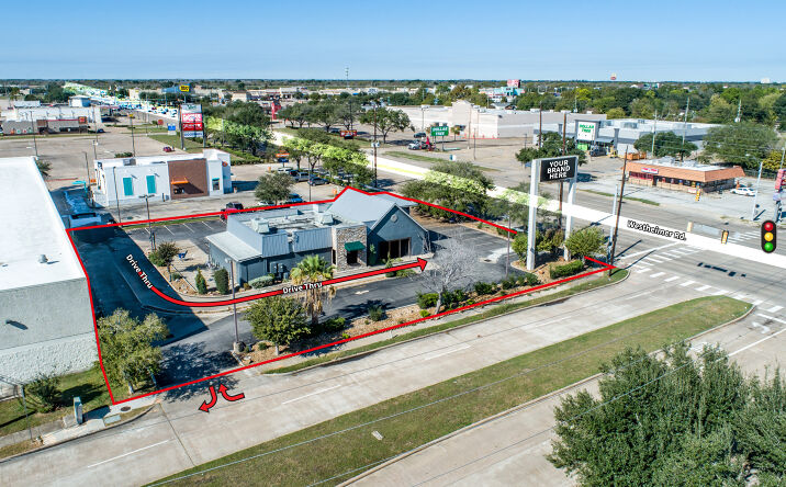 Pictures of Retail property located at 14333 Westheimer Rd, Houston, TX 77077 for sales - image #1