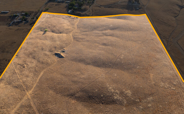 Pictures of Land property located at 7000 Valley Ln, Bakersfield, CA 93306 for sales - image #1