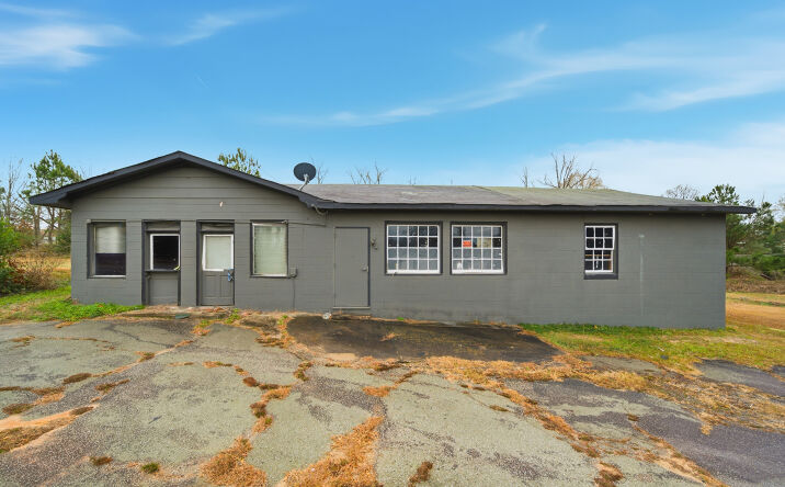 Pictures of Hospitality, Mixed Use, Office, Retail, Senior Living property located at 326 E Church St, Batesburg-Leesville, SC 29070 for sales - image #1