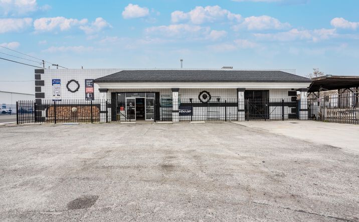 Pictures of Business for Sale property located at 201 Sonora St, Bakersfield, CA 93305 for sales - image #1