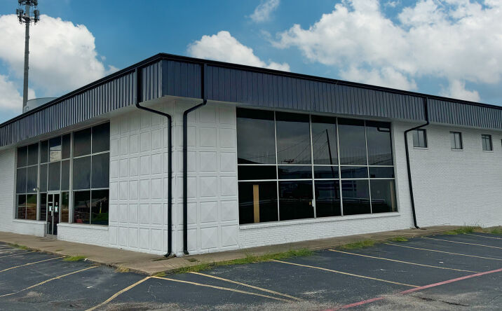 Pictures of Office property located at 1245 Hurstview Dr, Hurst, TX 76053 for sales - image #1
