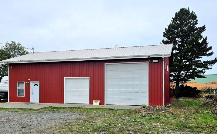 Pictures of Special Purpose property located at 221 KING St, Brookings, OR 97415 for sales - image #1